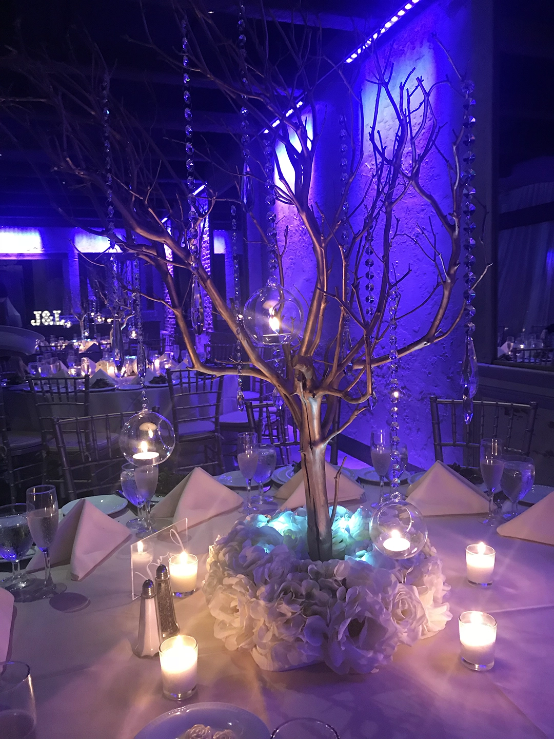 manzanita centerpiece
